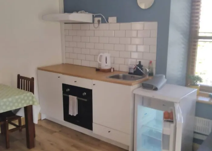 Lakeside Bed & Breakfast