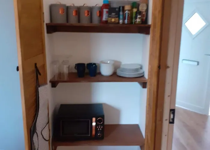 Lakeside Bed & Breakfast